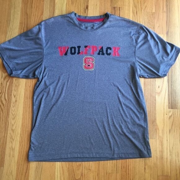 Men’s Wolfpack Large Short Sleeve Shirt - Picture 1 of 3